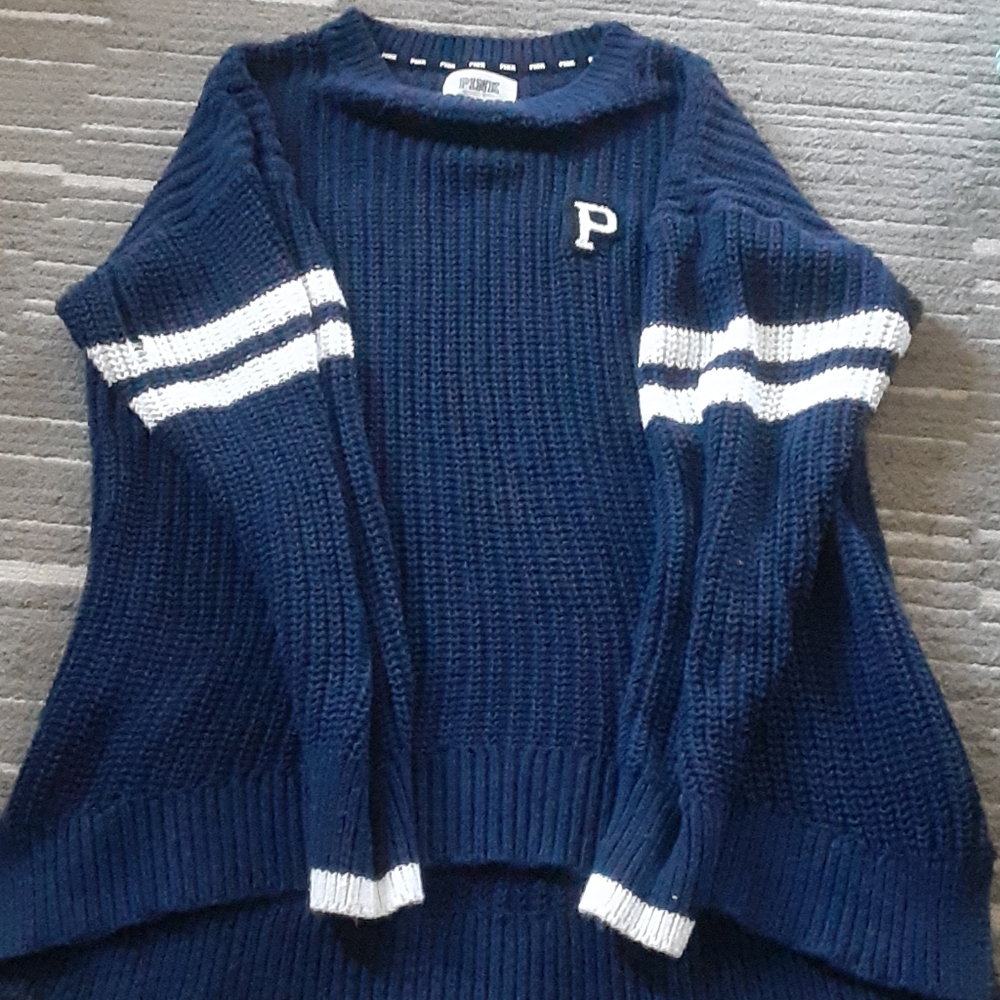 VICTORIA Secret Pink Sweater